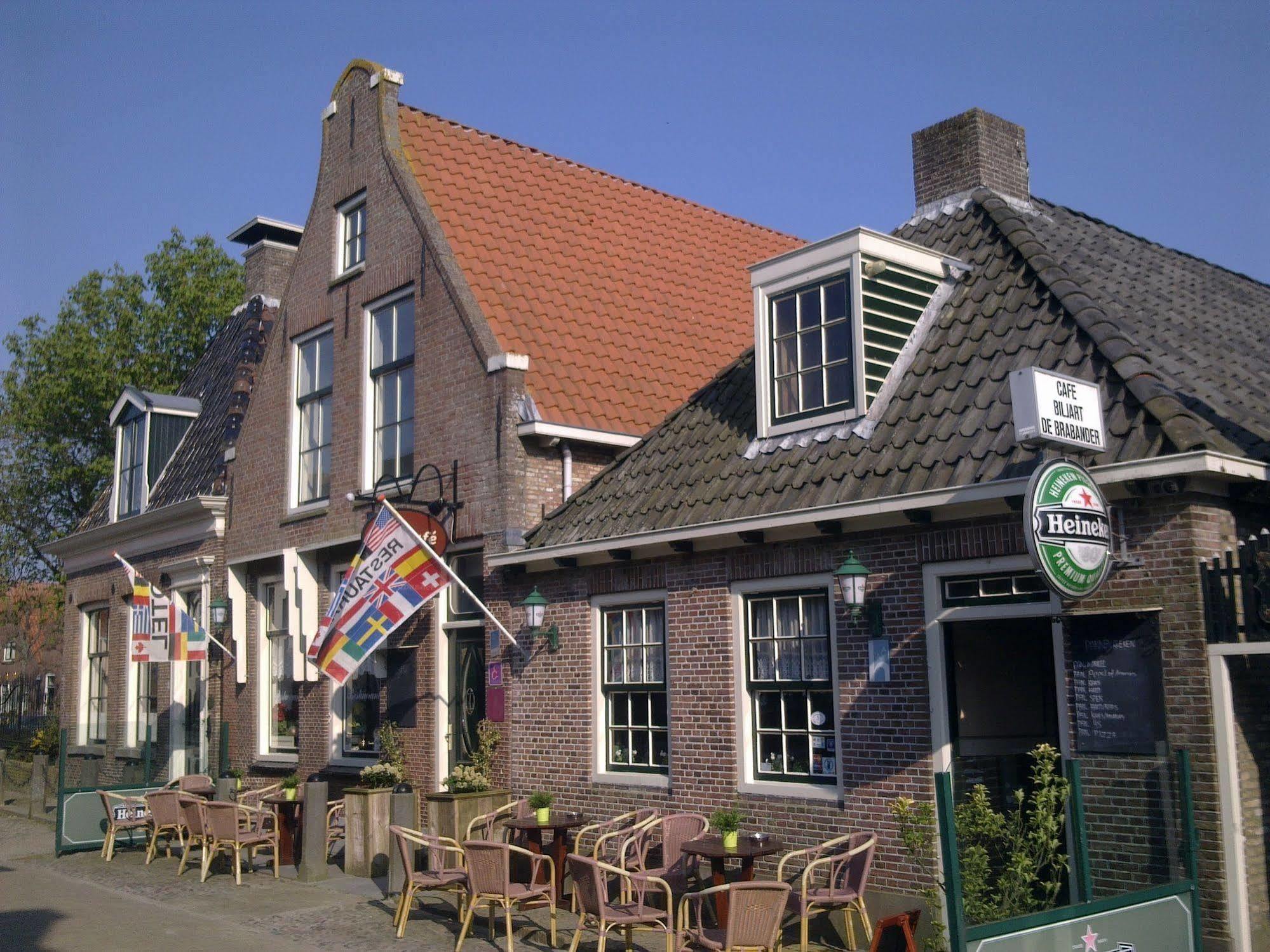 Hotel De Stadsboerderij/ Eetcafe De Brabander Hindeloopen Exteriör bild